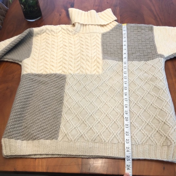 Vintage VITTATINI 100% Wool Chunky Oversized Cable Knit High Neck Jumper Sweater - Picture 9 of 11